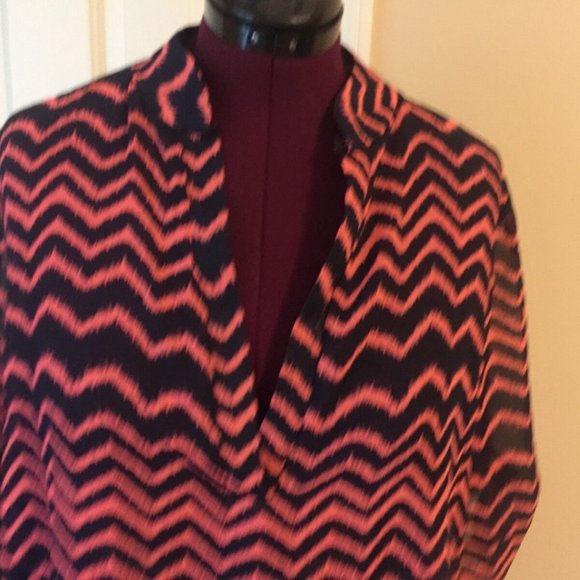 SAY ANYTHING WOMAN'S SIZE 1X PULLOVER V-NECK TOP SHEER SHIRT 3/4 SLEEVES BLOUSE - Picture 3 of 5